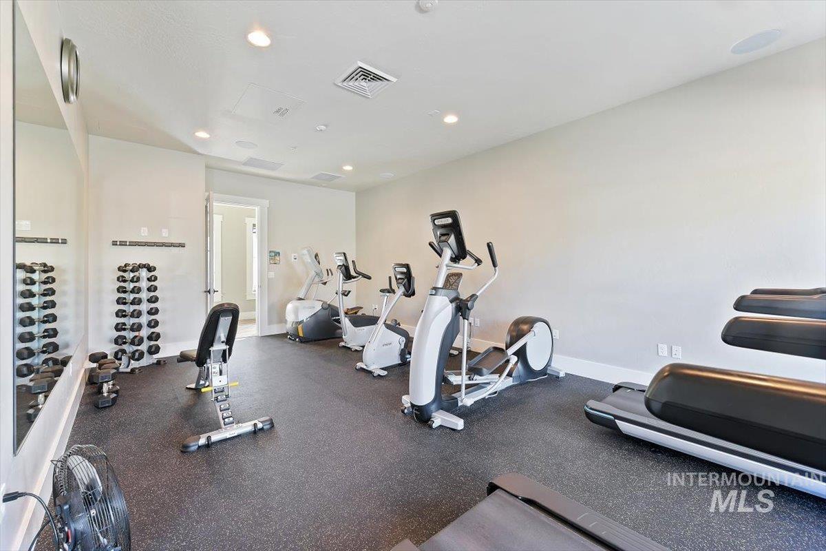 6253 N Winward Ln, Meridian, Idaho 83646-3322, 3 Bedrooms, 3 Bathrooms, Residential For Sale, Price $610,000, 98961941