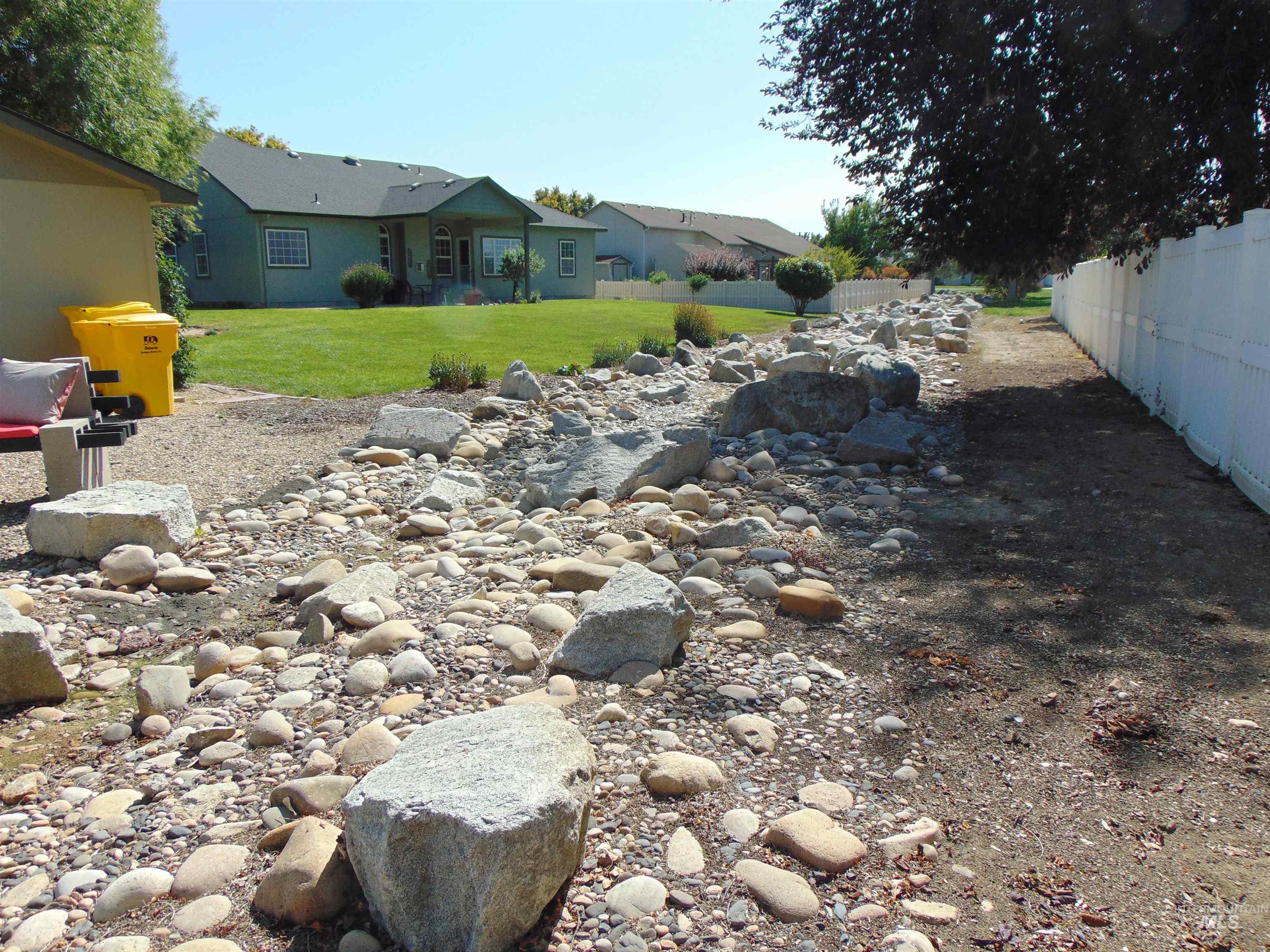 View of yard featuring a residential view