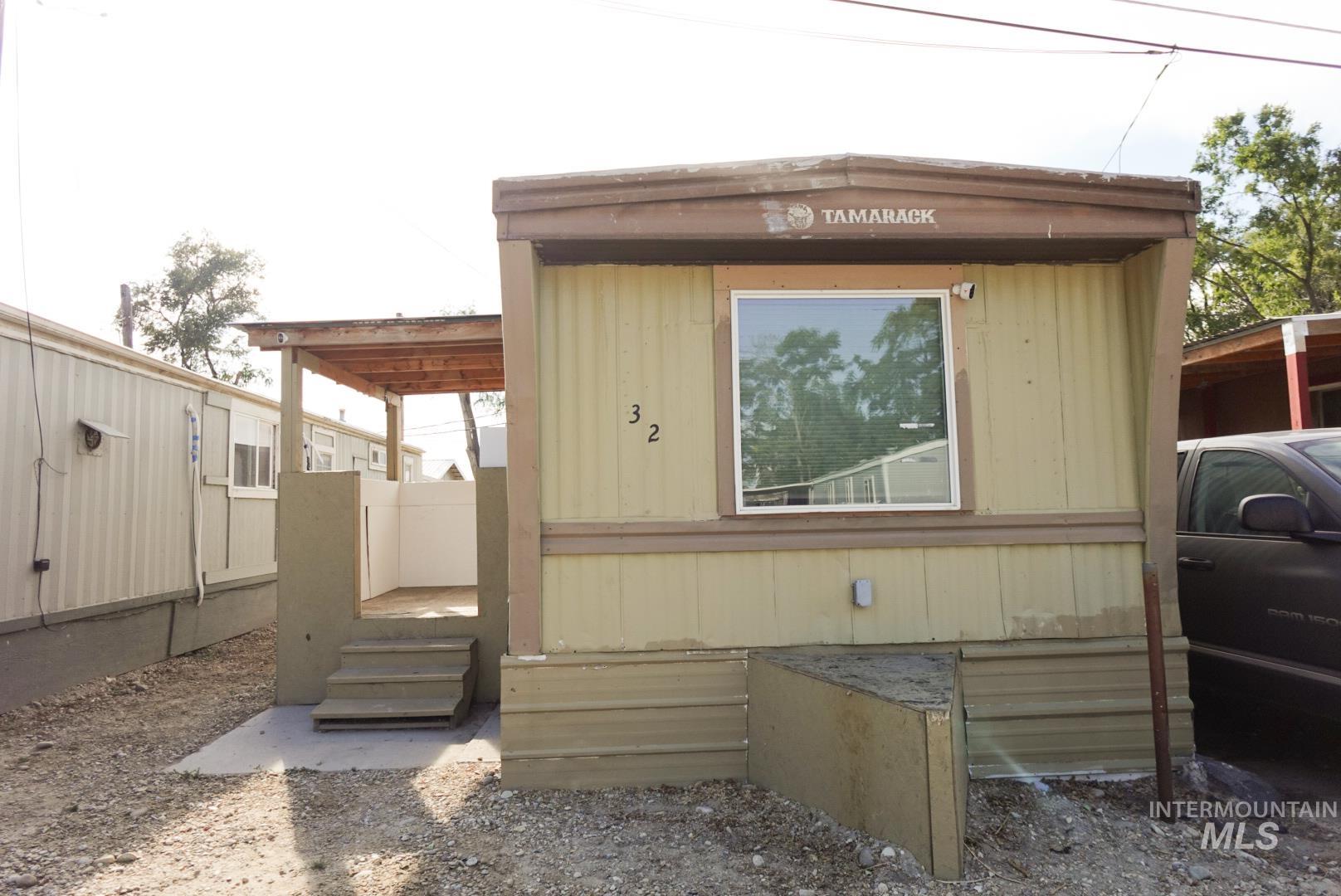 View of side of property
