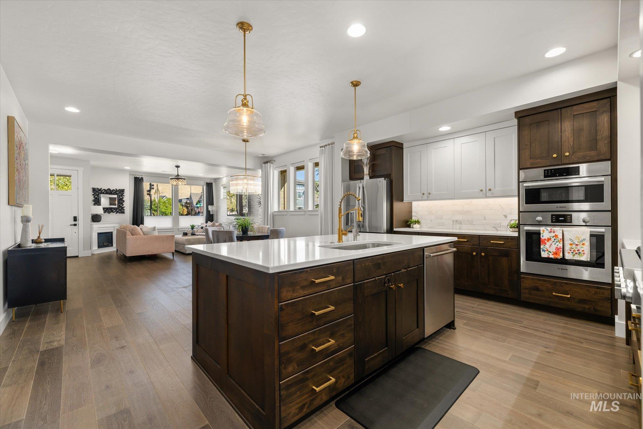 4253 E Parkcenter Blvd, Boise, Idaho 83716-4737, 3 Bedrooms, 2.5 Bathrooms, Residential For Sale, Price $715,000, 98961953