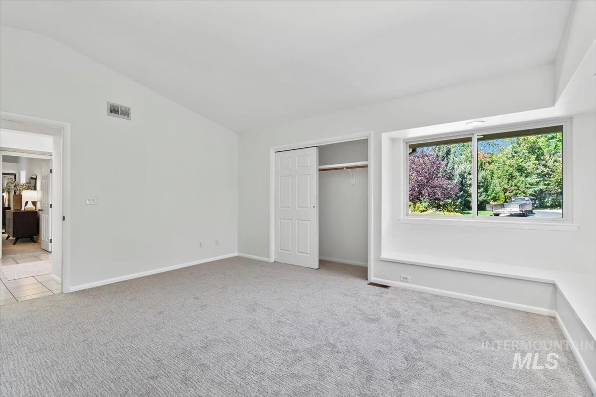 2094 S White Pine Ln, Boise, Idaho 83706, 3 Bedrooms, 2.5 Bathrooms, Residential For Sale, Price $749,900, 98961956