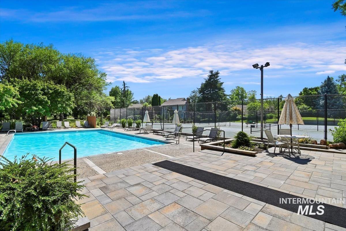 2094 S White Pine Ln, Boise, Idaho 83706, 3 Bedrooms, 2.5 Bathrooms, Residential For Sale, Price $749,900, 98961956