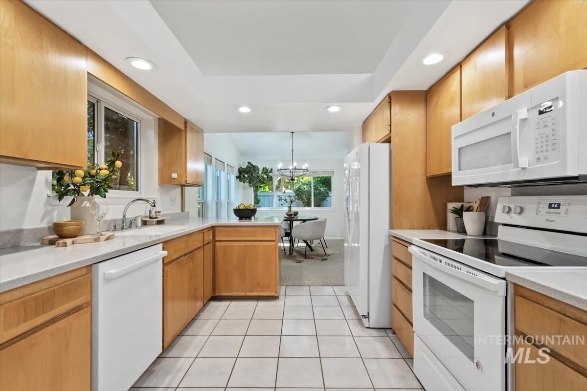 2094 S White Pine Ln, Boise, Idaho 83706, 3 Bedrooms, 2.5 Bathrooms, Residential For Sale, Price $749,900, 98961956