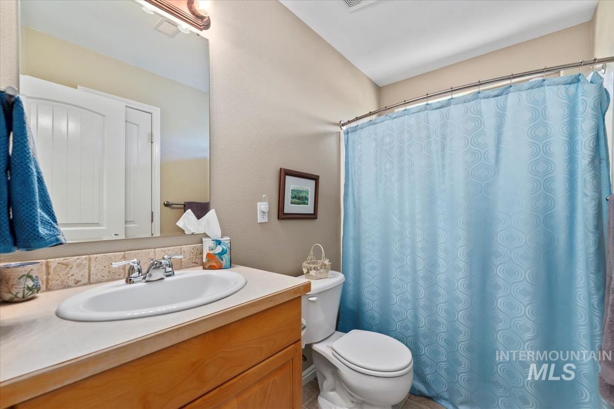 10848 Pixie St., Nampa, Idaho 83687-9399, 3 Bedrooms, 2.5 Bathrooms, Residential For Sale, Price $400,000, 98961963
