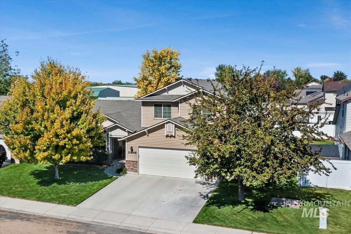 10848 Pixie St., Nampa, Idaho 83687-9399, 3 Bedrooms, 2.5 Bathrooms, Residential For Sale, Price $400,000, 98961963