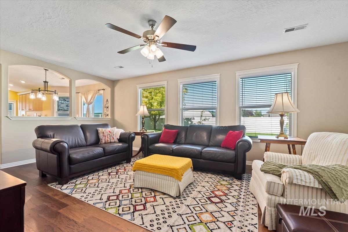 10848 Pixie St., Nampa, Idaho 83687-9399, 3 Bedrooms, 2.5 Bathrooms, Residential For Sale, Price $400,000, 98961963