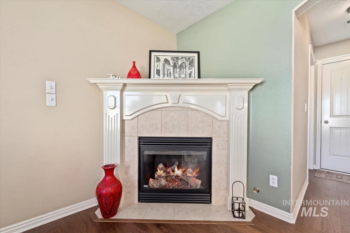 10848 Pixie St., Nampa, Idaho 83687-9399, 3 Bedrooms, 2.5 Bathrooms, Residential For Sale, Price $400,000, 98961963