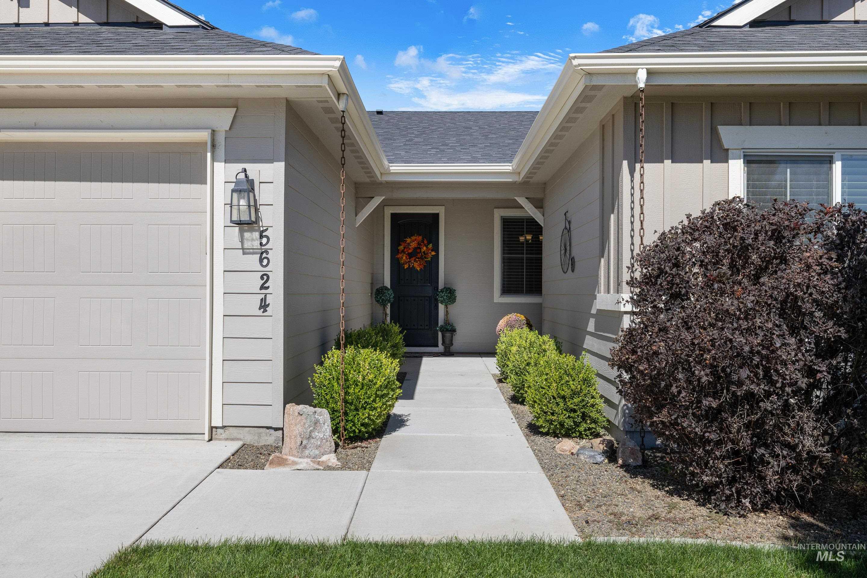 5624 W Venetian Dr, Eagle, Idaho 83616-7323, 3 Bedrooms, 2 Bathrooms, Residential For Sale, Price $725,000, 98961974