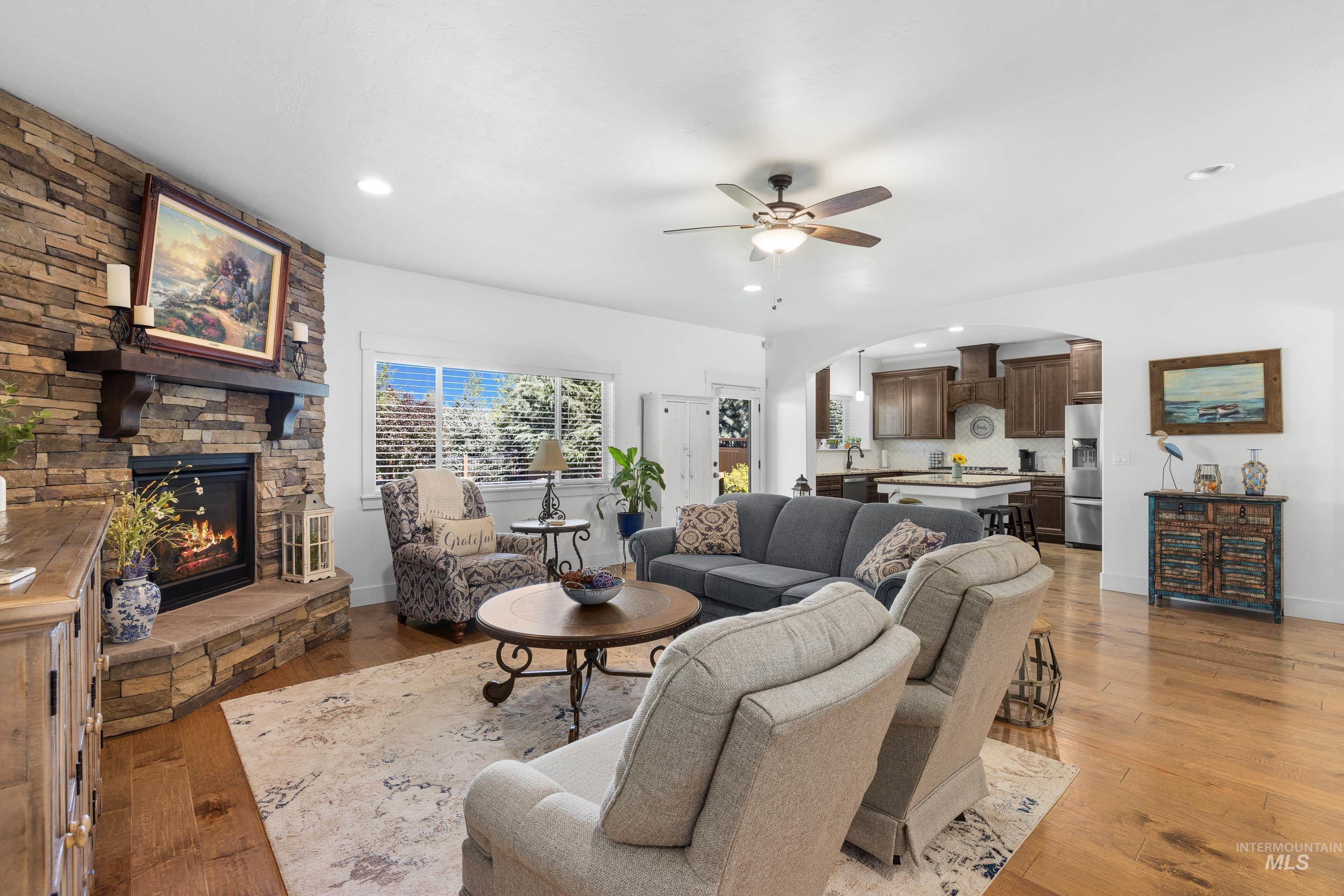 5624 W Venetian Dr, Eagle, Idaho 83616-7323, 3 Bedrooms, 2 Bathrooms, Residential For Sale, Price $725,000, 98961974