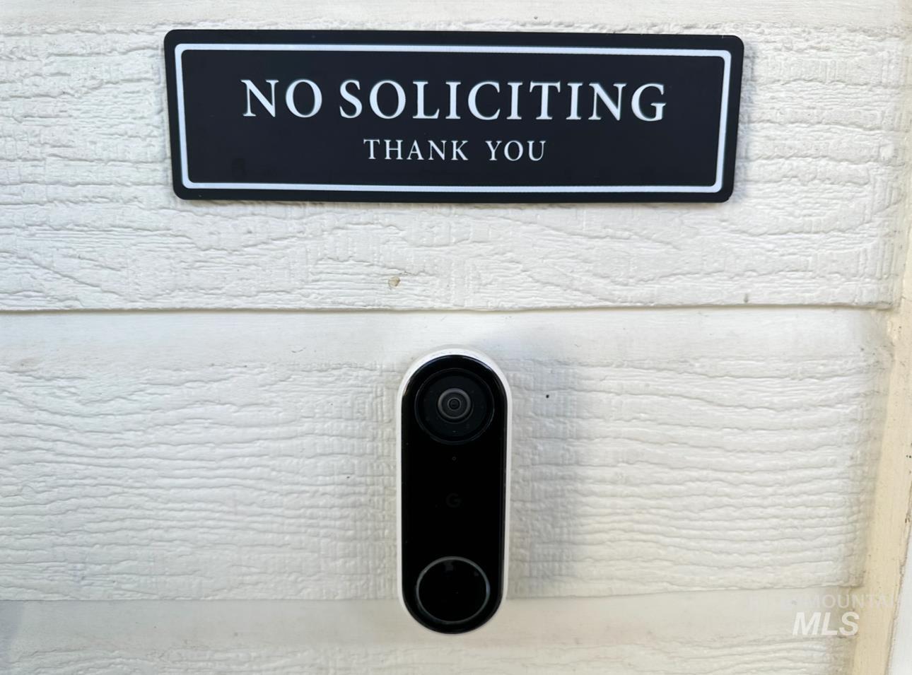 RING DOOR BELL/CAMERA