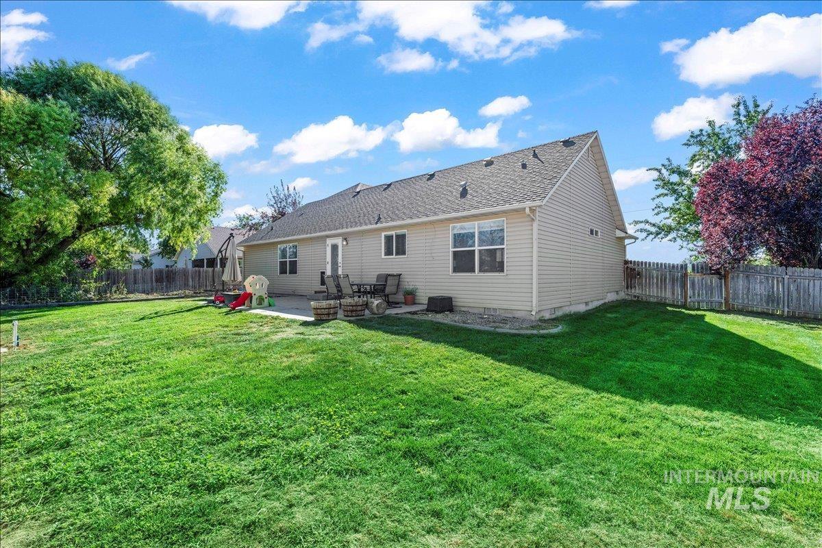 2809 Dorman Ave, Caldwell, Idaho 83605, 3 Bedrooms, 2.5 Bathrooms, Residential For Sale, Price $468,000, 98961985