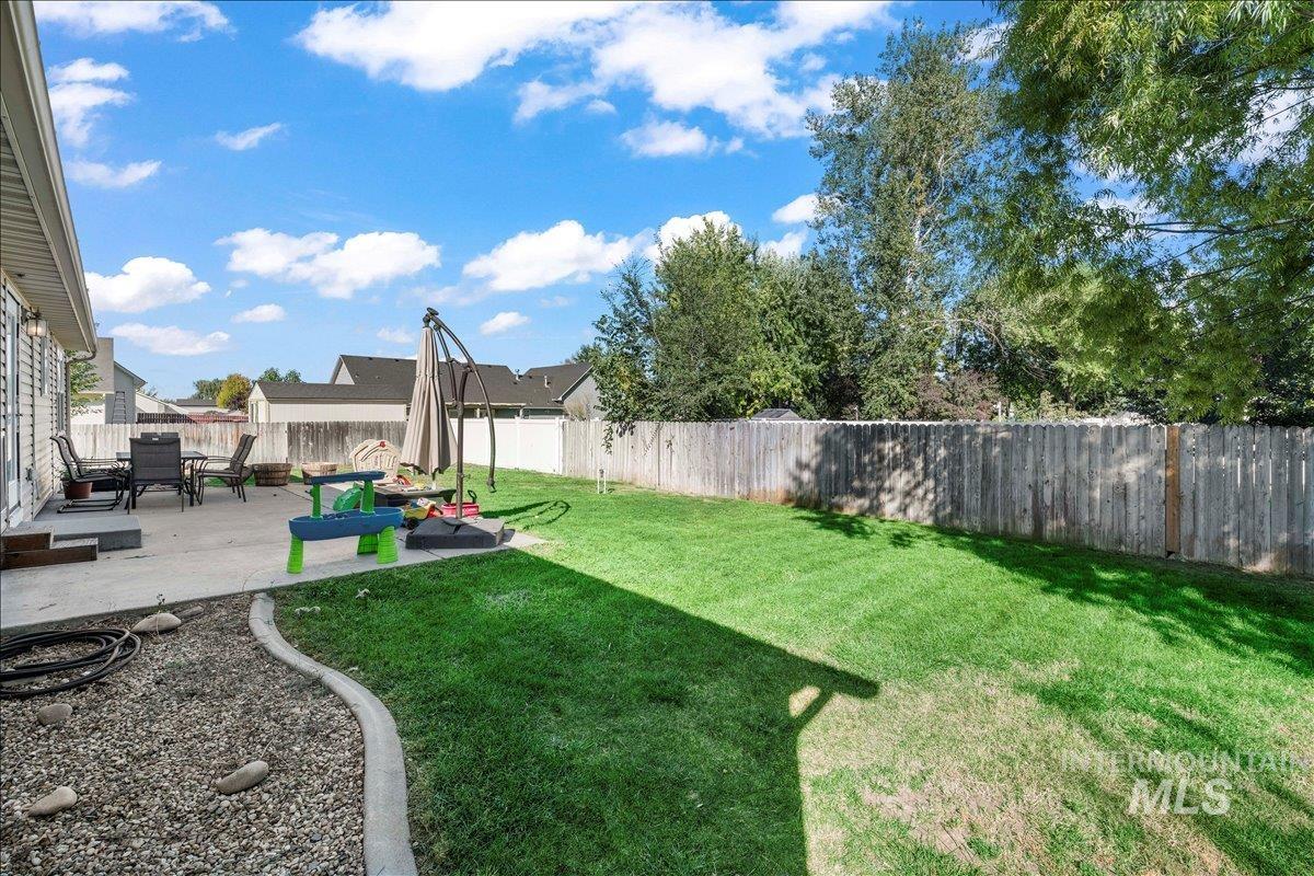 2809 Dorman Ave, Caldwell, Idaho 83605, 3 Bedrooms, 2.5 Bathrooms, Residential For Sale, Price $468,000, 98961985