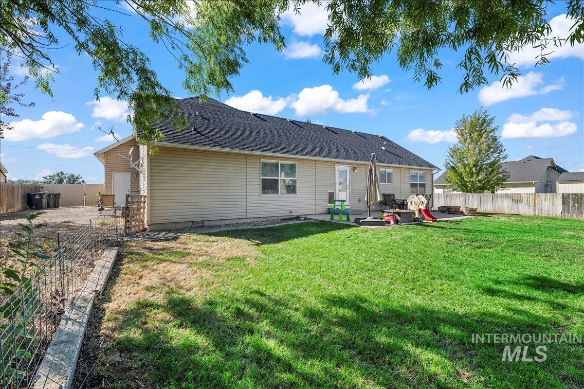 2809 Dorman Ave, Caldwell, Idaho 83605, 3 Bedrooms, 2.5 Bathrooms, Residential For Sale, Price $468,000, 98961985