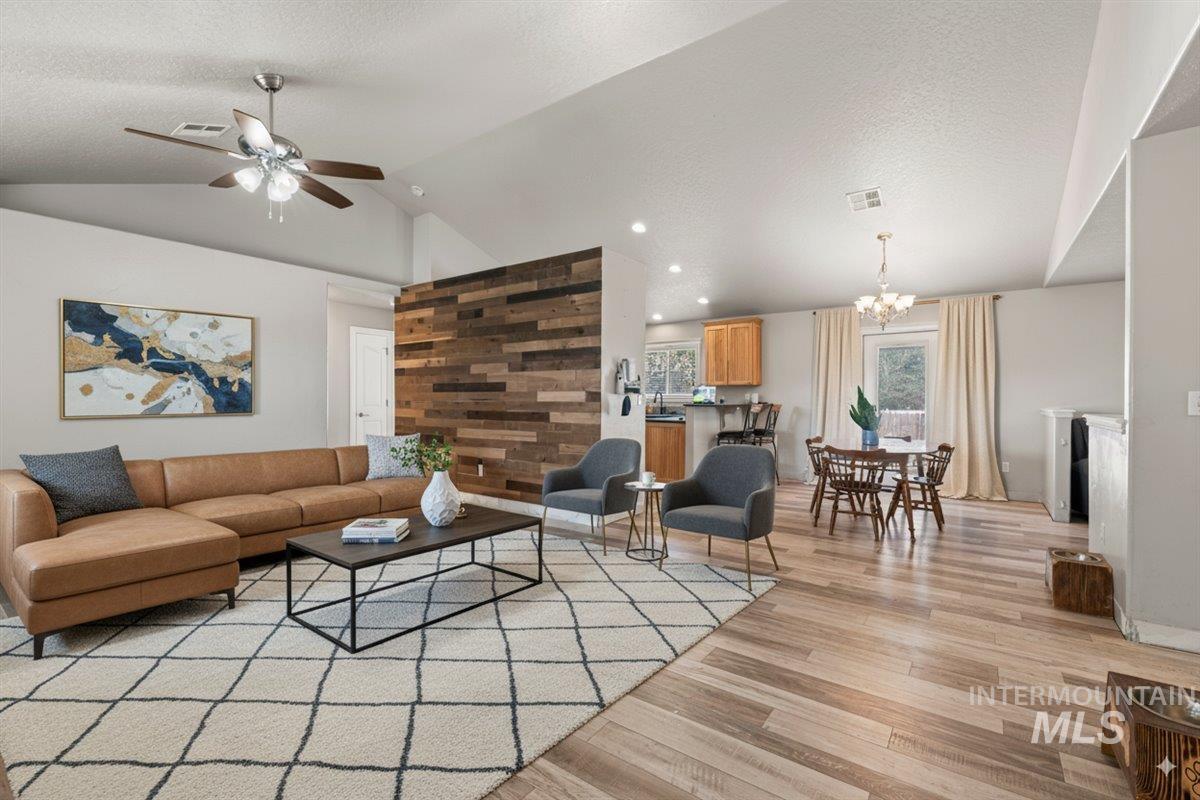 2809 Dorman Ave, Caldwell, Idaho 83605, 3 Bedrooms, 2.5 Bathrooms, Residential For Sale, Price $468,000, 98961985