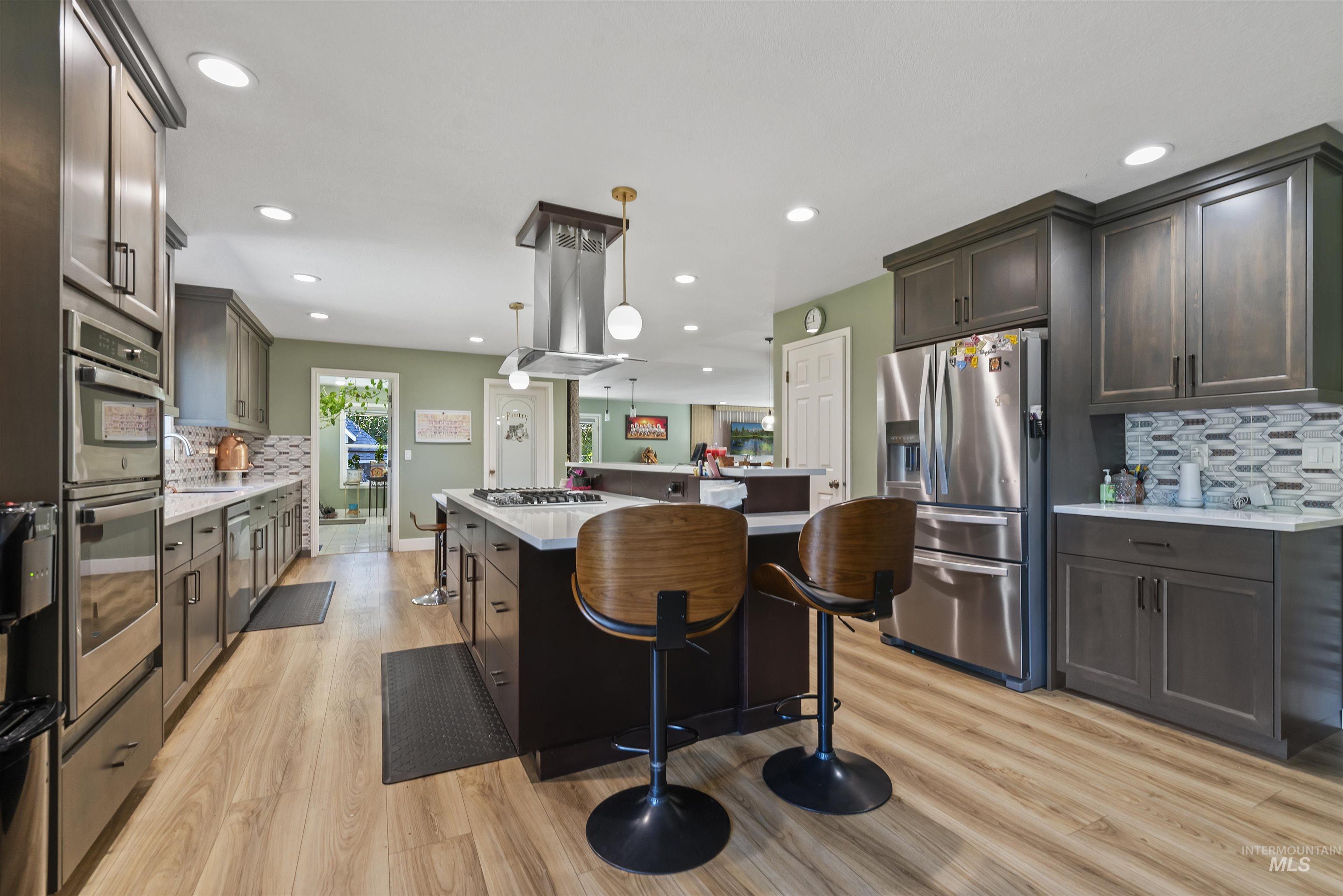 3160 E Springwood, Meridian, Idaho 83642, 6 Bedrooms, 4 Bathrooms, Residential For Sale, Price $1,700,000, 98961988
