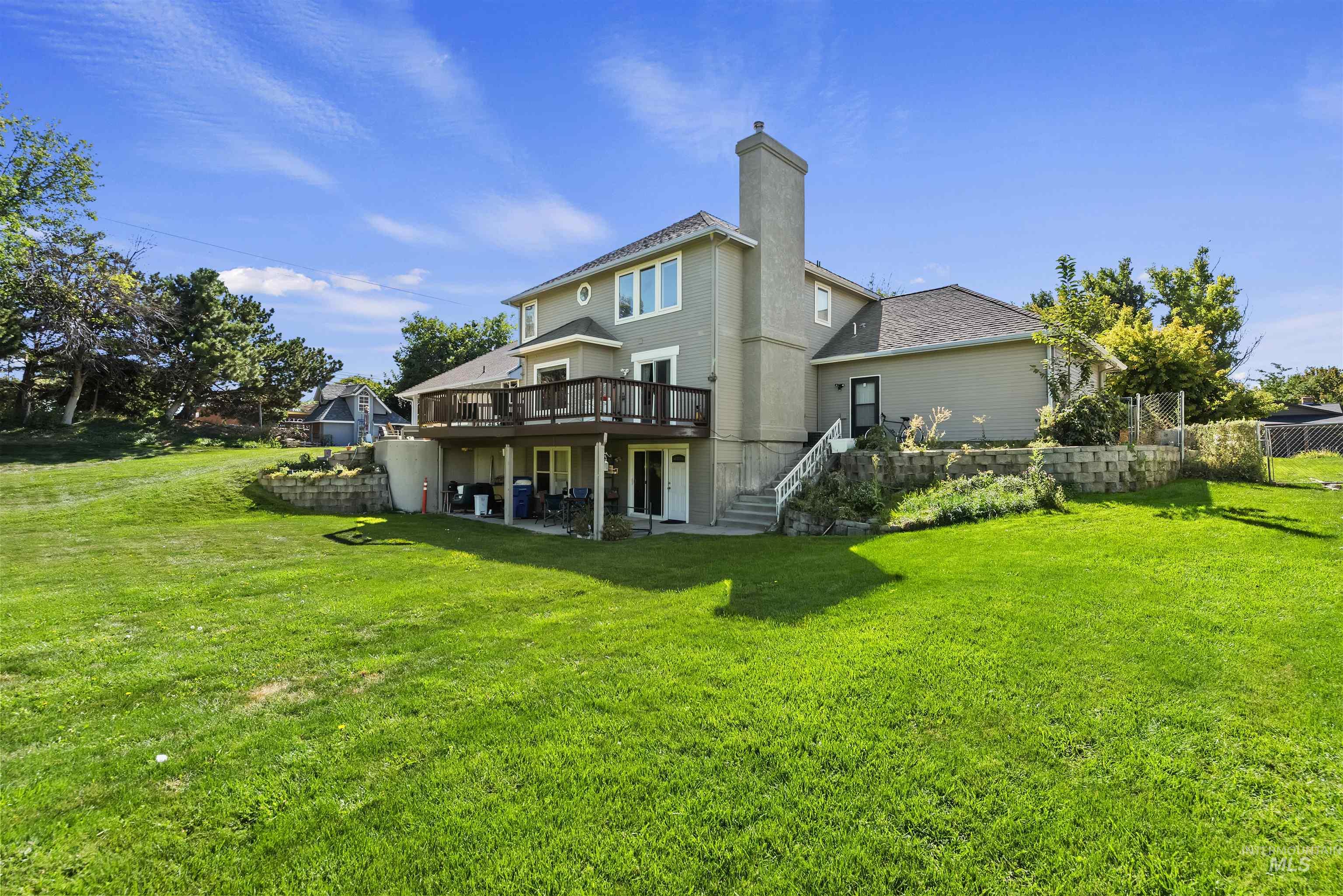 3160 E Springwood, Meridian, Idaho 83642, 6 Bedrooms, 4 Bathrooms, Residential For Sale, Price $1,700,000, 98961988