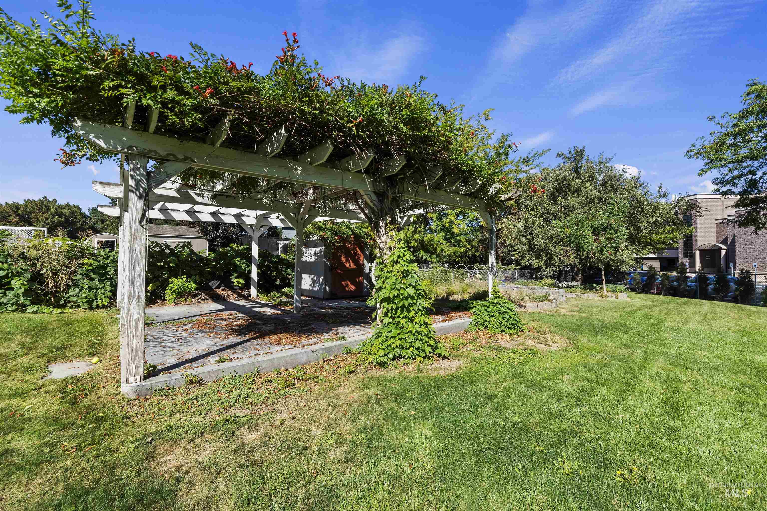 3160 E Springwood, Meridian, Idaho 83642, 6 Bedrooms, 4 Bathrooms, Residential For Sale, Price $1,700,000, 98961988