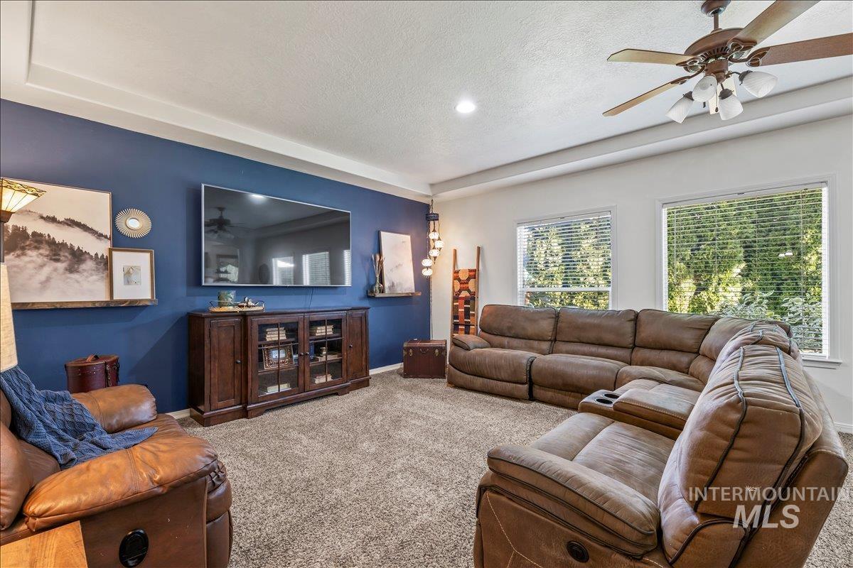 1816 W Whitestone Ct, Meridian, Idaho 83646, 4 Bedrooms, 3 Bathrooms, Residential For Sale, Price $629,999, 98961993