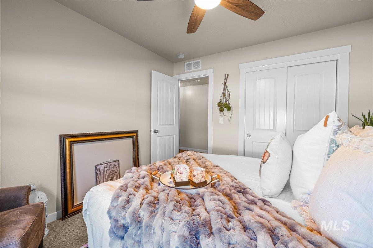 12719 W Hidden Point Drive, Star, Idaho 83669, 3 Bedrooms, 2 Bathrooms, Residential For Sale, Price $490,000, 98961994