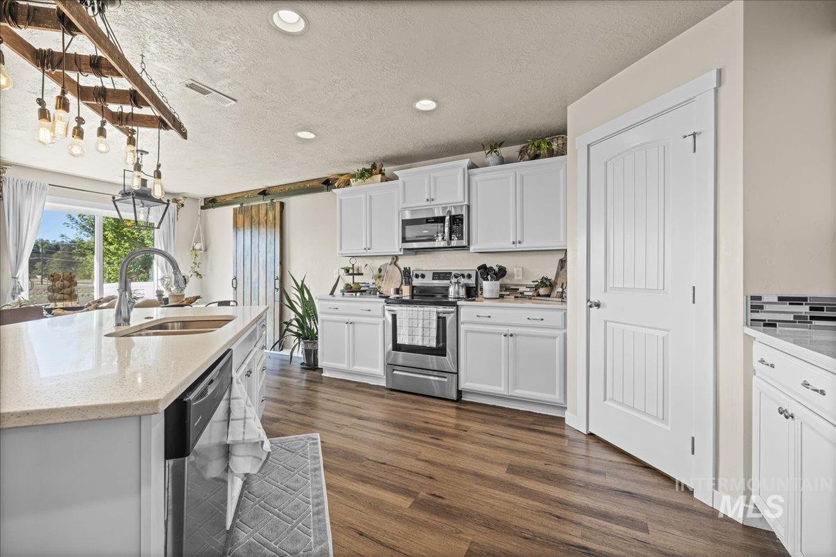 12719 W Hidden Point Drive, Star, Idaho 83669, 3 Bedrooms, 2 Bathrooms, Residential For Sale, Price $490,000, 98961994