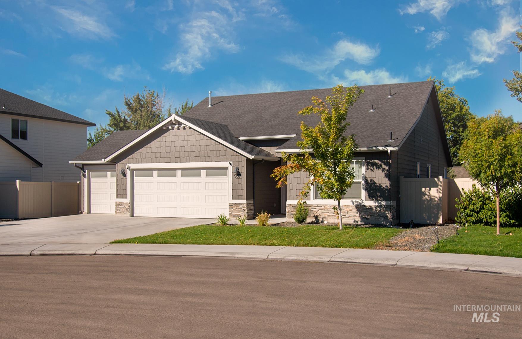 937 S Nautilus Ave, Boise, Idaho 83709, 4 Bedrooms, 2 Bathrooms, Residential For Sale, Price $545,000, 98961999