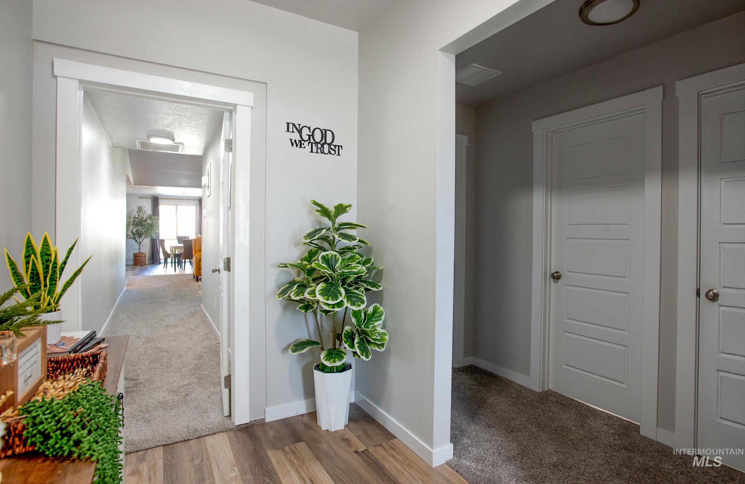 937 S Nautilus Ave, Boise, Idaho 83709, 4 Bedrooms, 2 Bathrooms, Residential For Sale, Price $545,000, 98961999