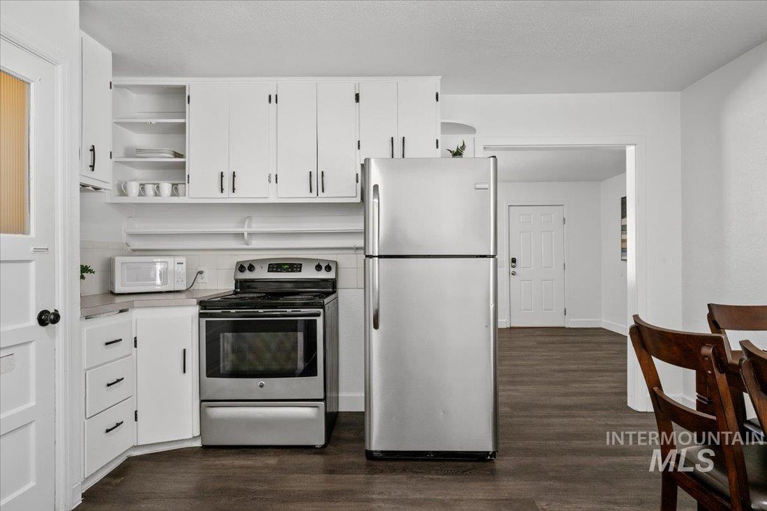 1404 S Joyce St, Boise, Idaho 83706, 4 Bedrooms, 2 Bathrooms, Residential For Sale, Price $699,900, 98962009
