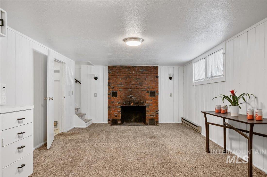 1404 S Joyce St, Boise, Idaho 83706, 4 Bedrooms, 2 Bathrooms, Residential For Sale, Price $699,900, 98962009