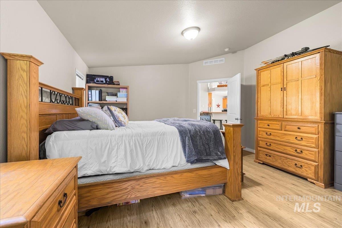 6803 Glendale Rd, Melba, Idaho 83641, 4 Bedrooms, 2 Bathrooms, Residential For Sale, Price $675,000, 98962011