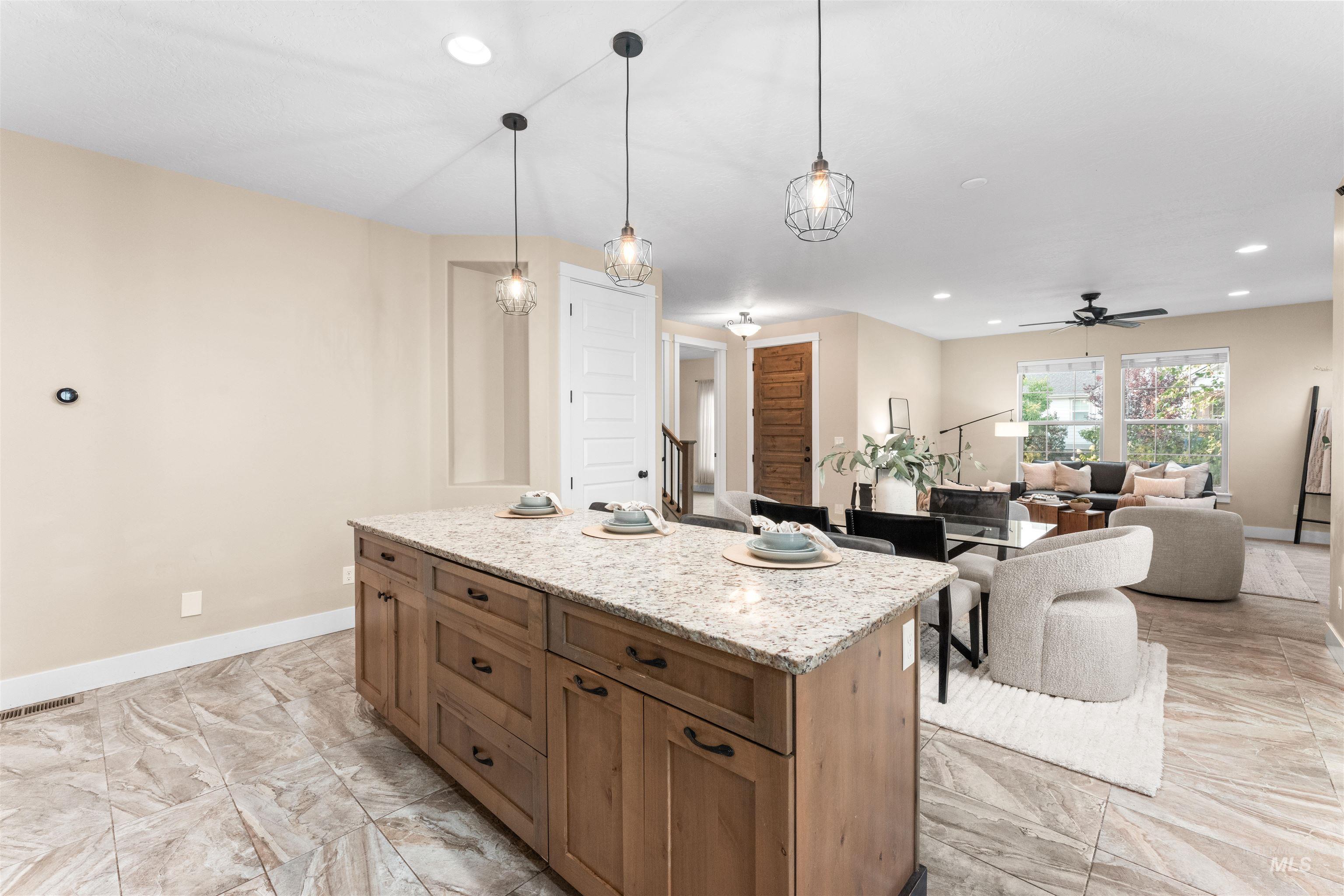 5917 W Beaufort St, Boise, Idaho 83714, 4 Bedrooms, 2.5 Bathrooms, Residential For Sale, Price $550,000, 98962024