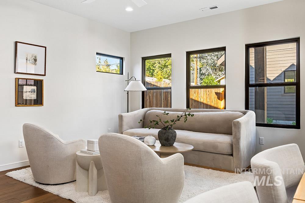 2206 N 20th, Boise, Idaho 83702-0833, 4 Bedrooms, 2.5 Bathrooms, Residential For Sale, Price $1,089,000, 98962035