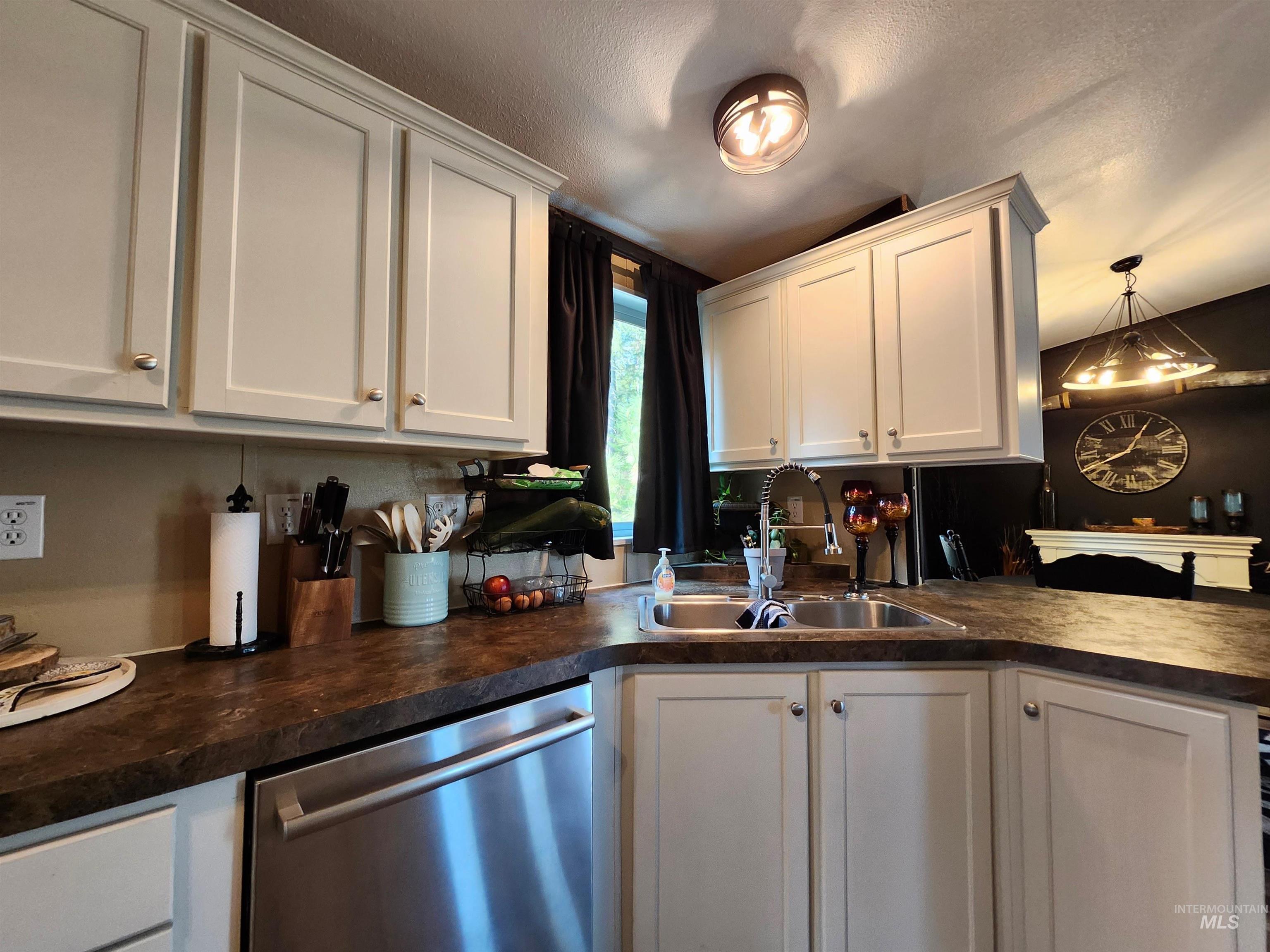 1007 W Hatter Creek, Princeton, Idaho 83857, 3 Bedrooms, 2 Bathrooms, Residential For Sale, Price $399,000, 98962042