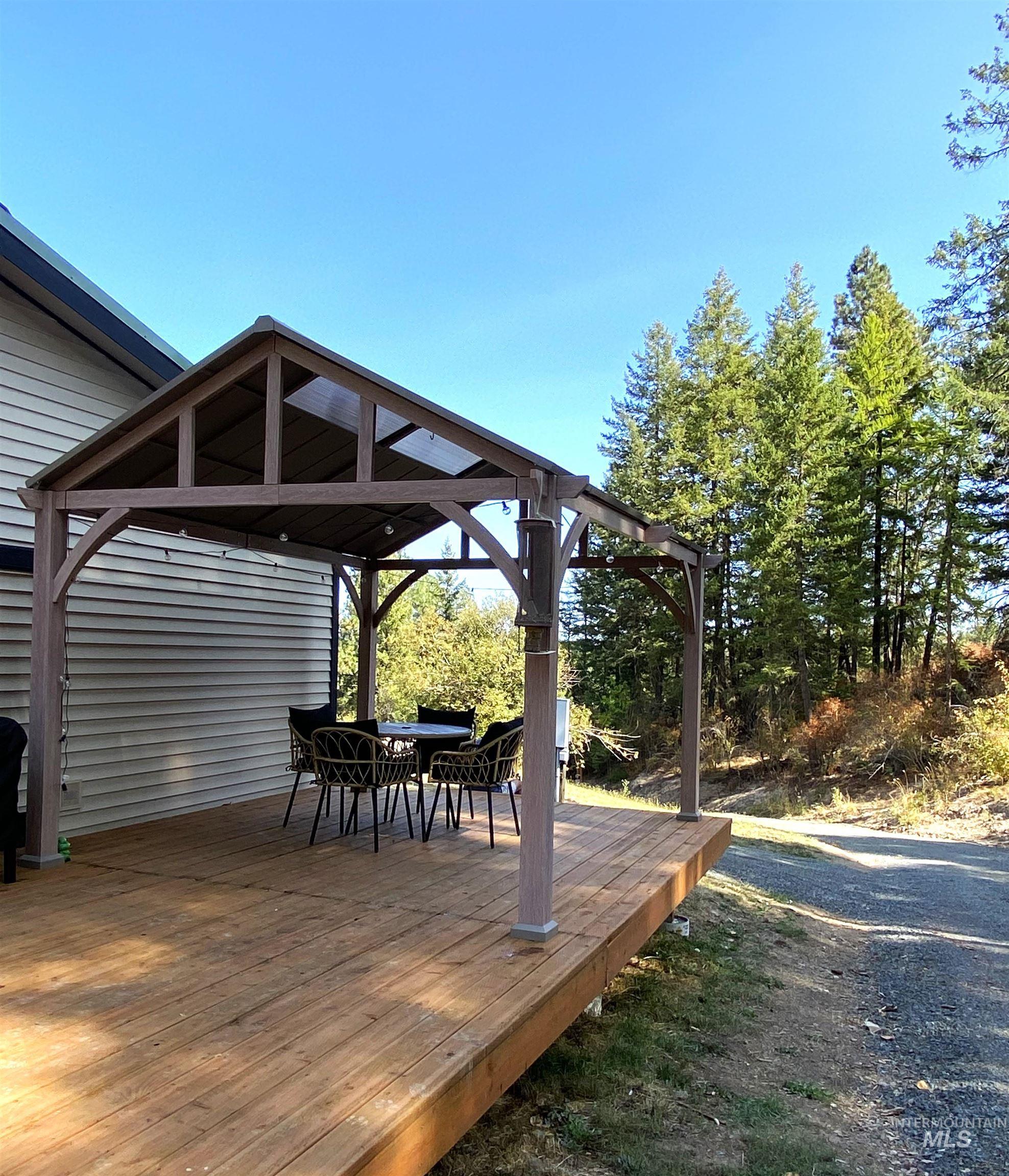1007 W Hatter Creek, Princeton, Idaho 83857, 3 Bedrooms, 2 Bathrooms, Residential For Sale, Price $399,000, 98962042