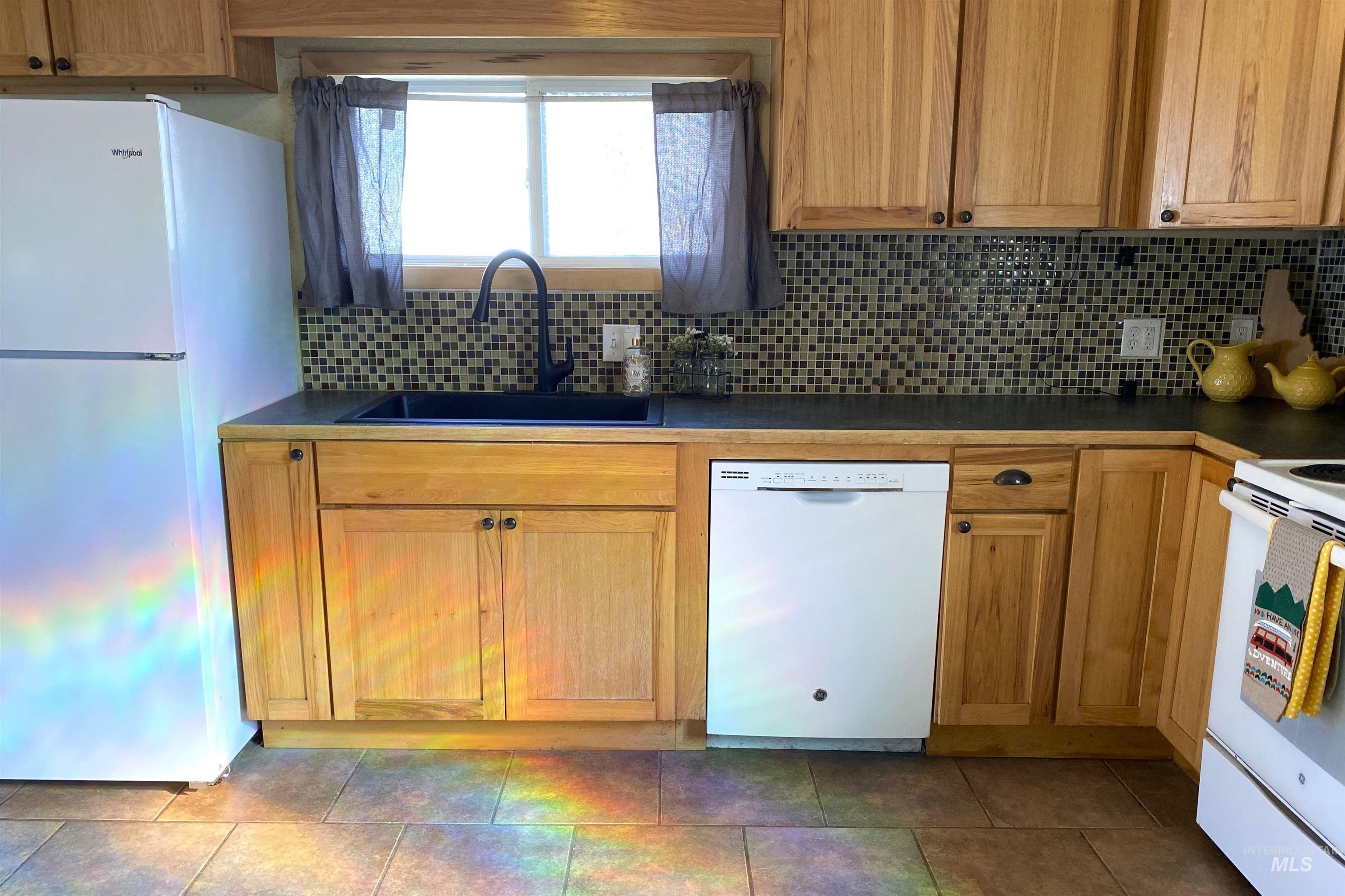 965 Spruce Street, Potlatch, Idaho 83855, 2 Bedrooms, 1 Bathroom, Residential For Sale, Price $240,000, 98962045