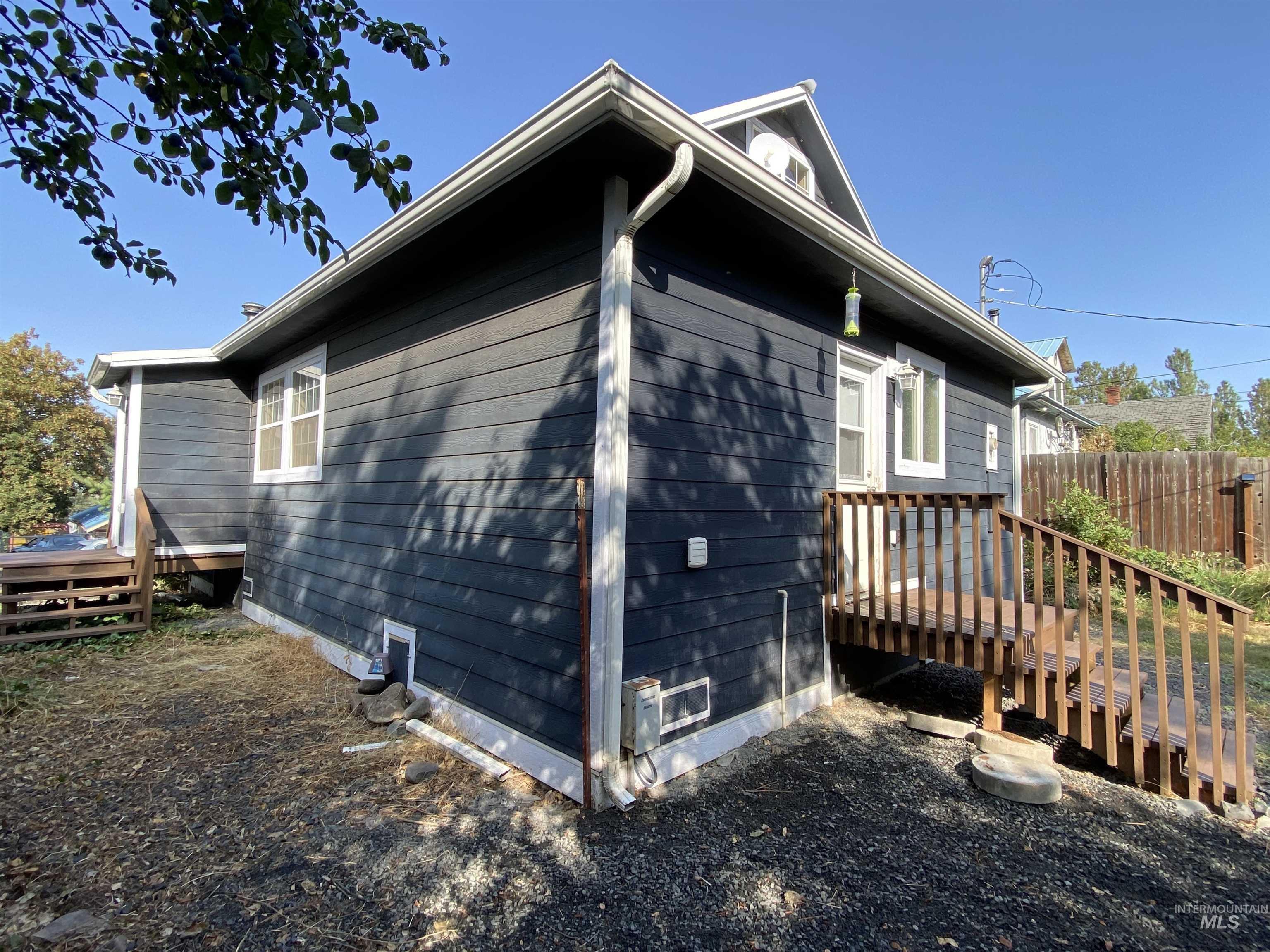 965 Spruce Street, Potlatch, Idaho 83855, 2 Bedrooms, 1 Bathroom, Residential For Sale, Price $240,000, 98962045