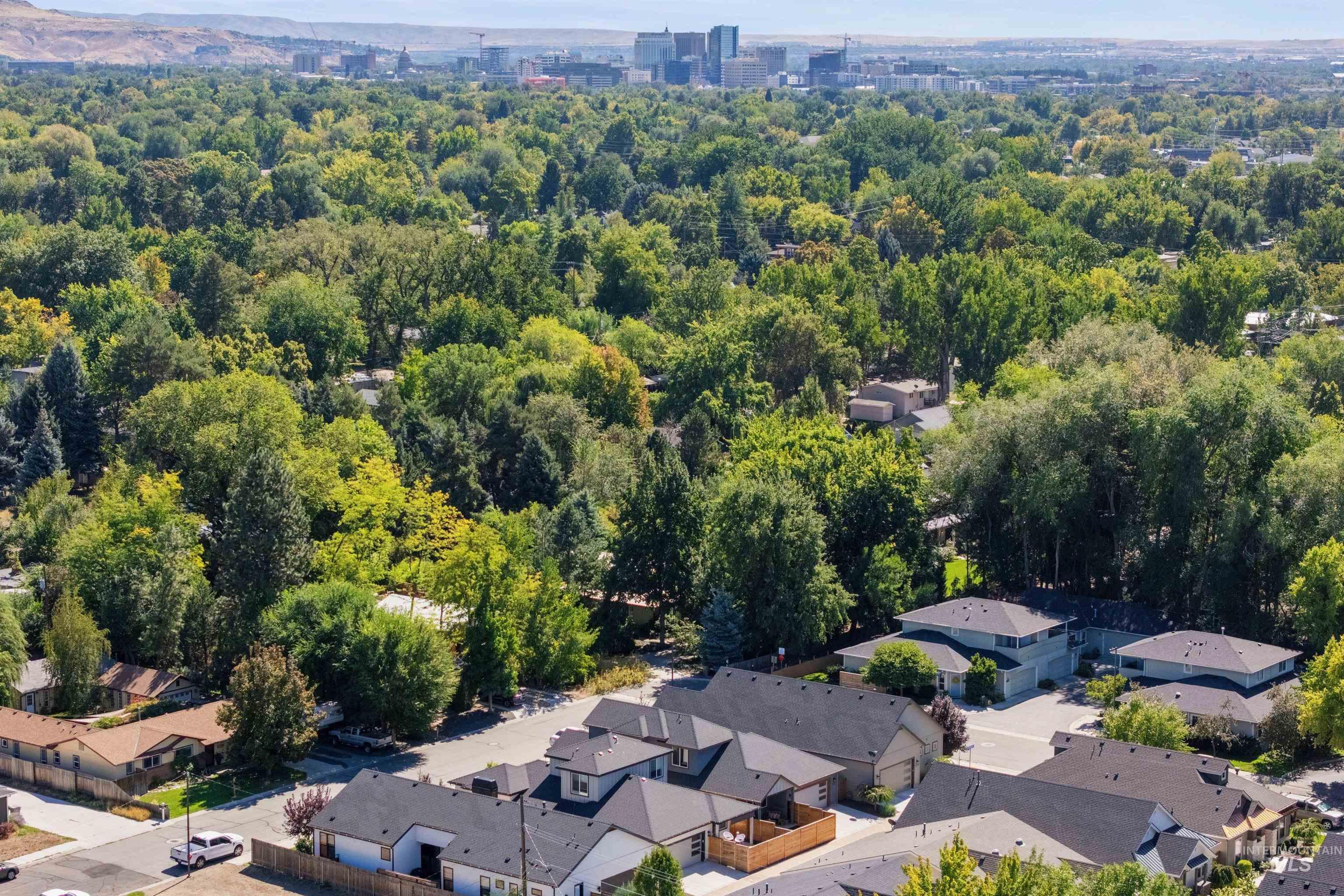 2460 N Birchgrove Lane, Boise, Idaho 83703-5500, 4 Bedrooms, 2.5 Bathrooms, Residential For Sale, Price $650,000, 98962048