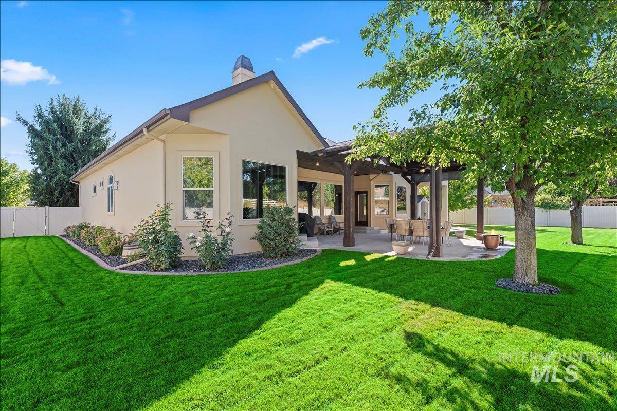 4324 W Briar Rock Ct, Eagle, Idaho 83616, 4 Bedrooms, 3.5 Bathrooms, Residential For Sale, Price $1,200,000, 98962049