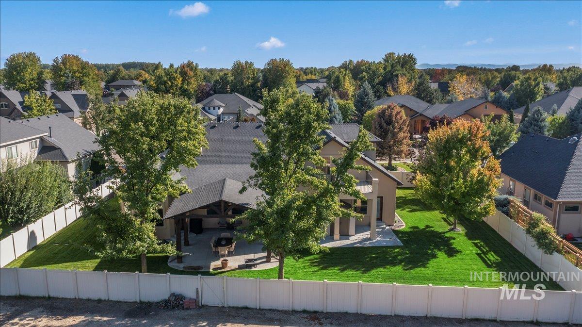 4324 W Briar Rock Ct, Eagle, Idaho 83616, 4 Bedrooms, 3.5 Bathrooms, Residential For Sale, Price $1,200,000, 98962049