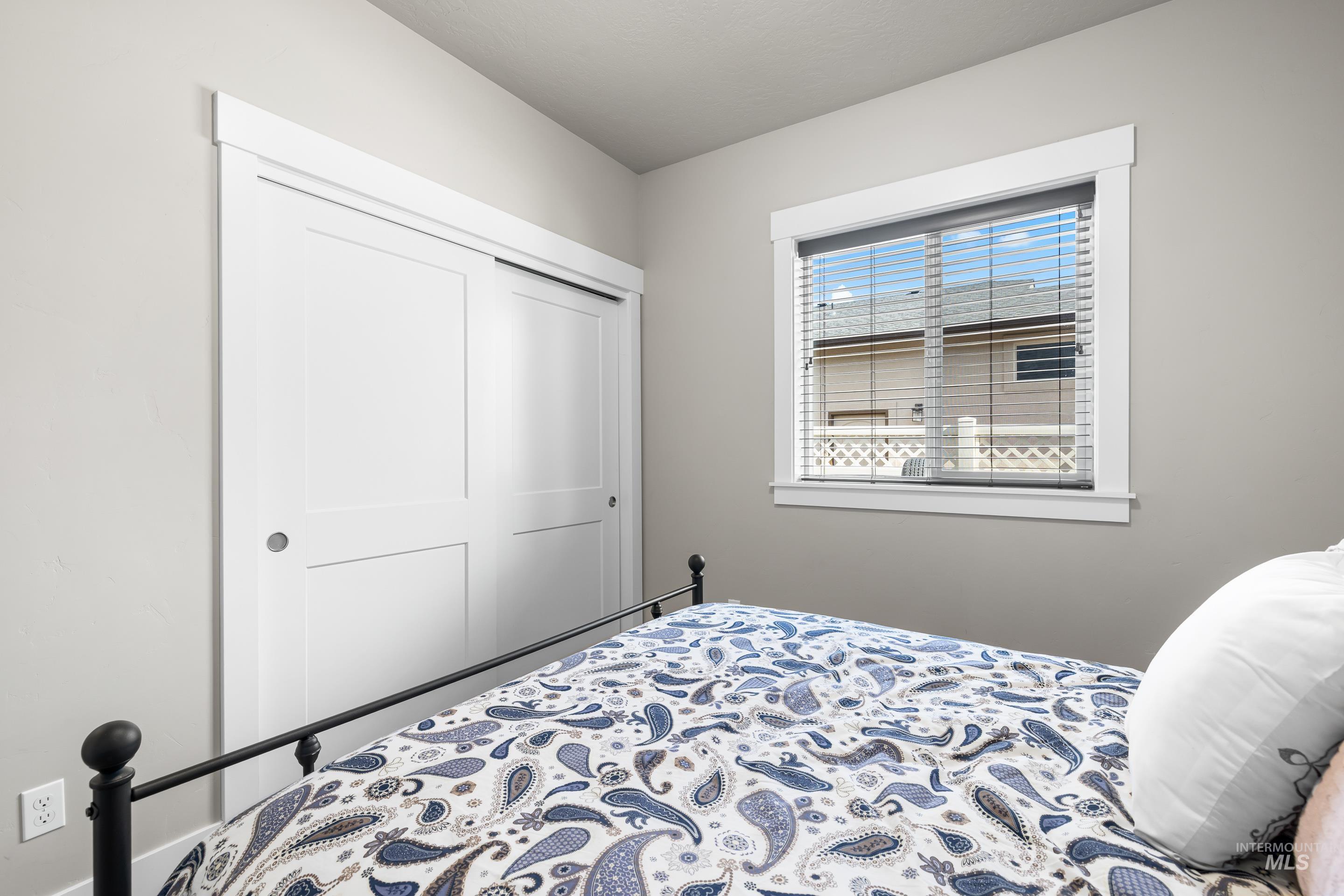 4569 N Tirso Ave, Meridian, Idaho 83646, 3 Bedrooms, 2 Bathrooms, Residential For Sale, Price $639,999, 98962051