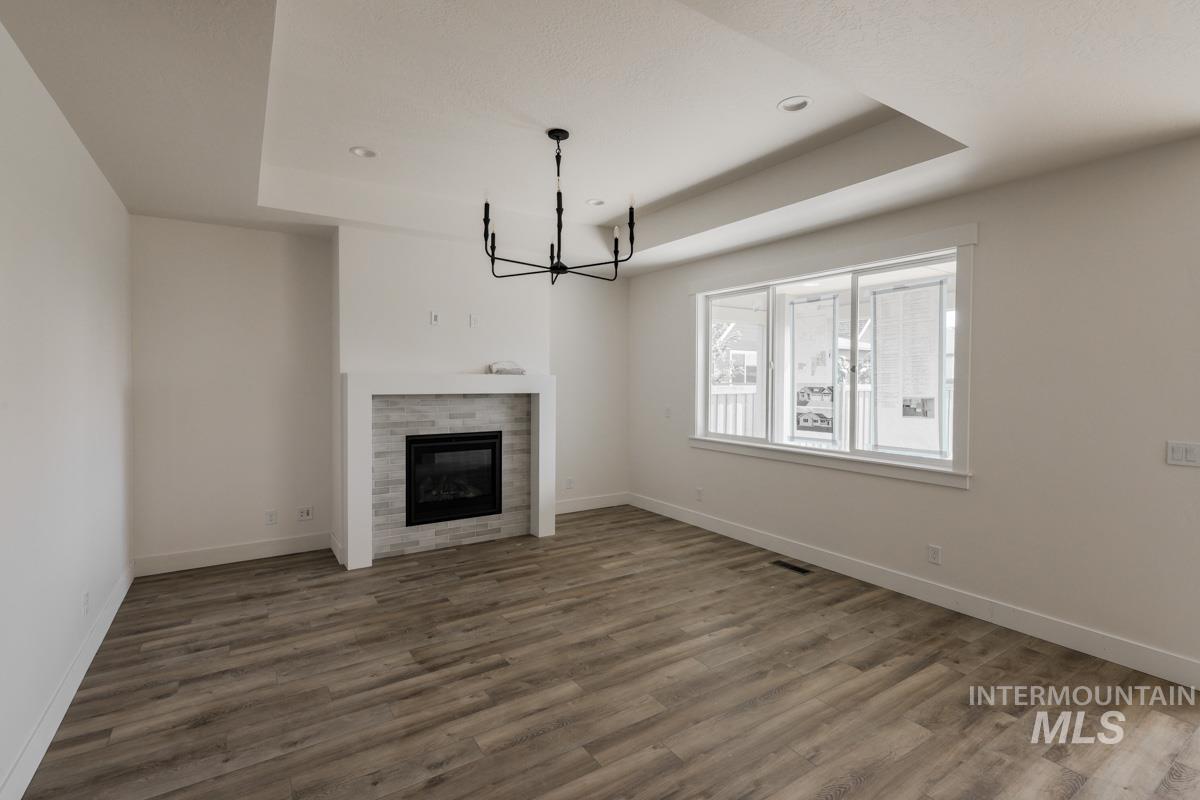 10261 Stony Oak Ct., Nampa, Idaho 83687, 3 Bedrooms, 3 Bathrooms, Residential For Sale, Price $564,900, 98962052