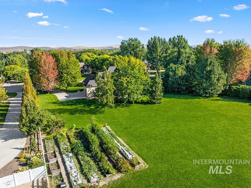 4465 W Morgan Creek Ct, Eagle, Idaho 83616, 5 Bedrooms, 4 Bathrooms, Residential For Sale, Price $1,650,000, 98962057