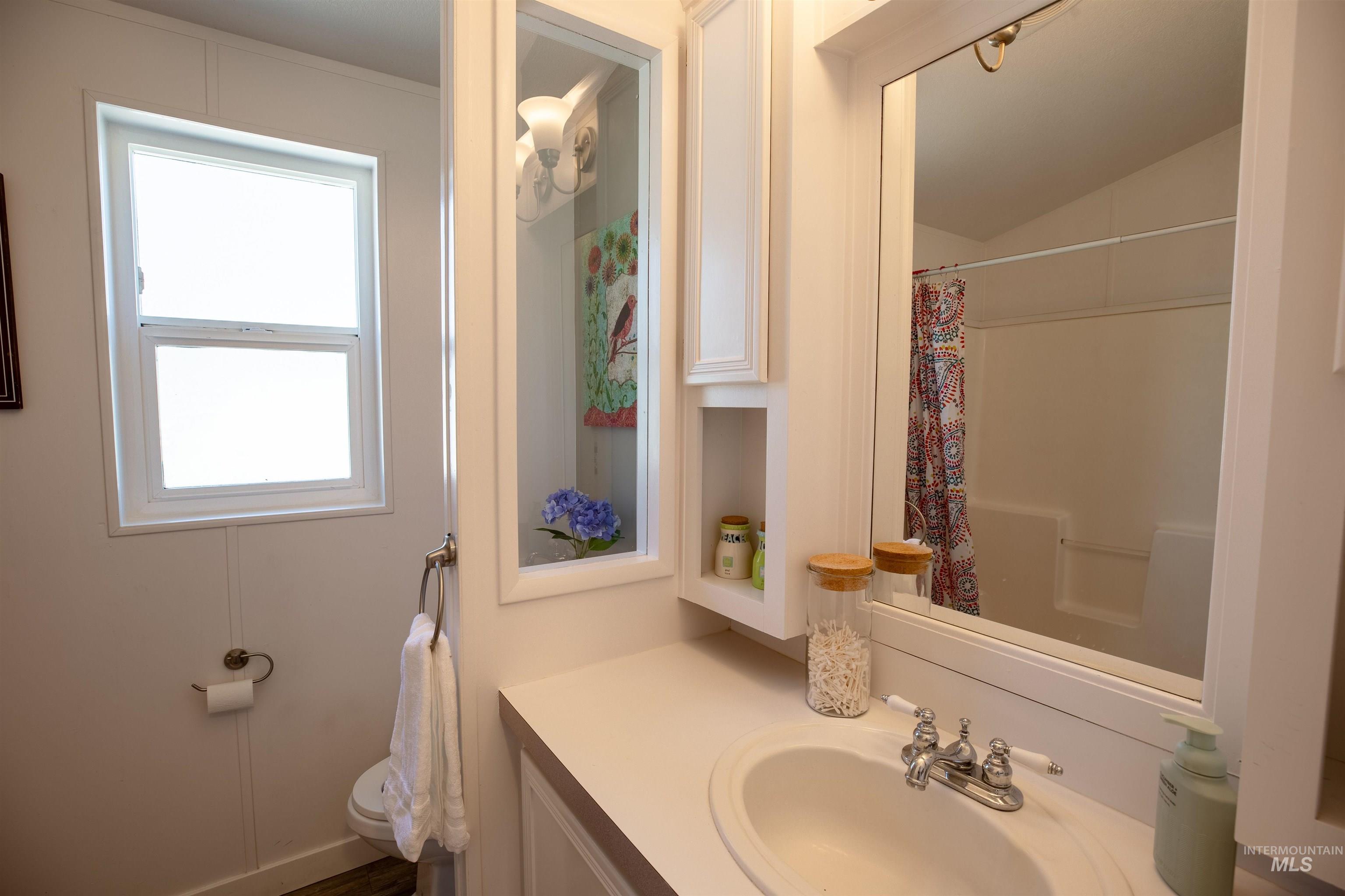 816 N Midland Blvd #2, Nampa, Idaho 83651, 2 Bedrooms, 1 Bathroom, Residential For Sale, Price $84,000, 98962062