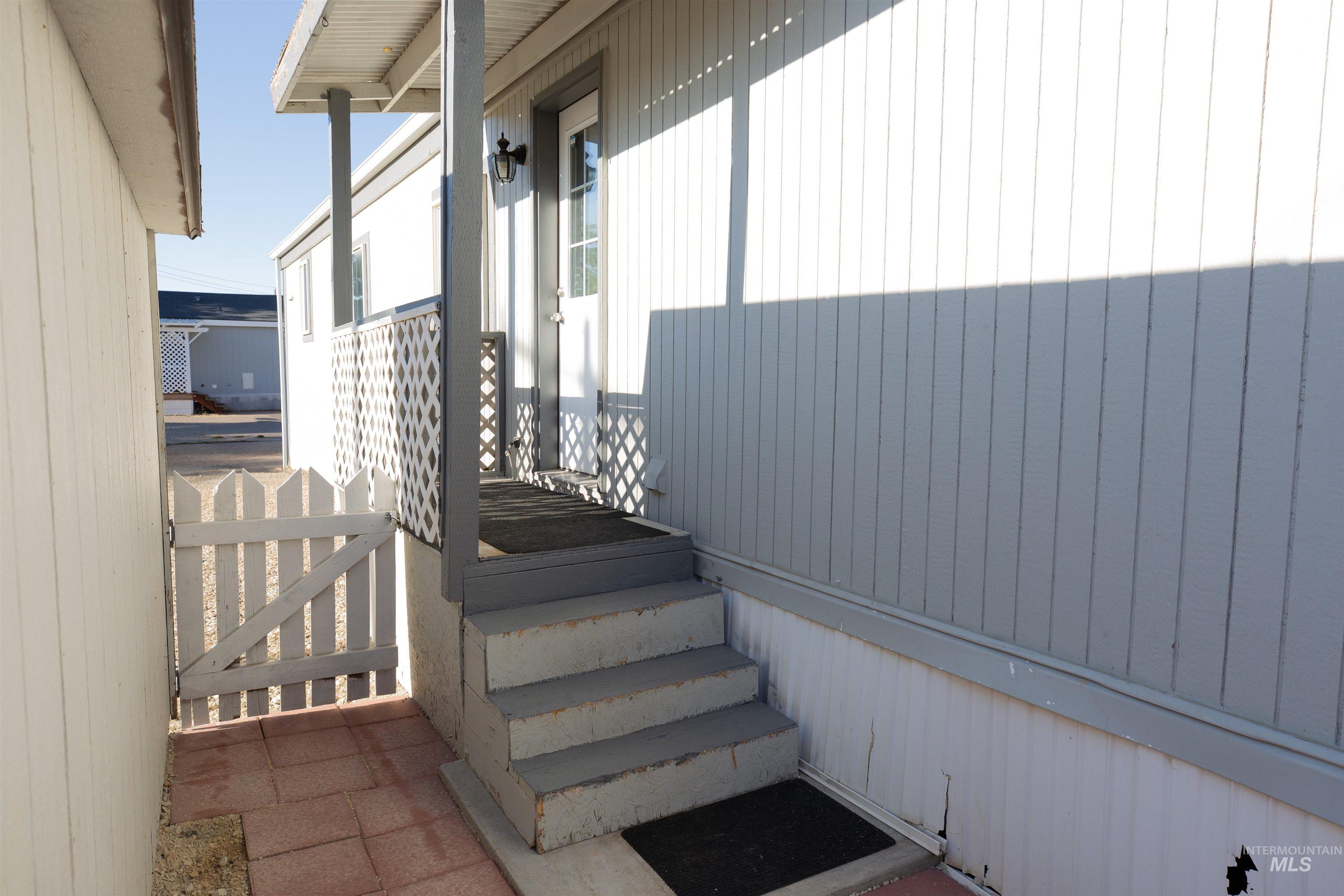 816 N Midland Blvd #2, Nampa, Idaho 83651, 2 Bedrooms, 1 Bathroom, Residential For Sale, Price $84,000, 98962062