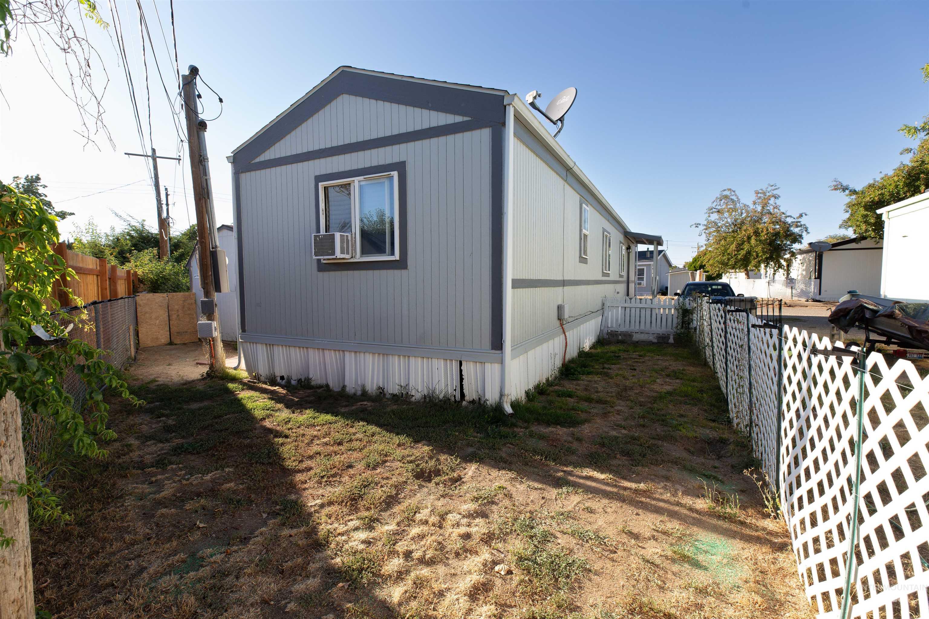 816 N Midland Blvd #2, Nampa, Idaho 83651, 2 Bedrooms, 1 Bathroom, Residential For Sale, Price $84,000, 98962062