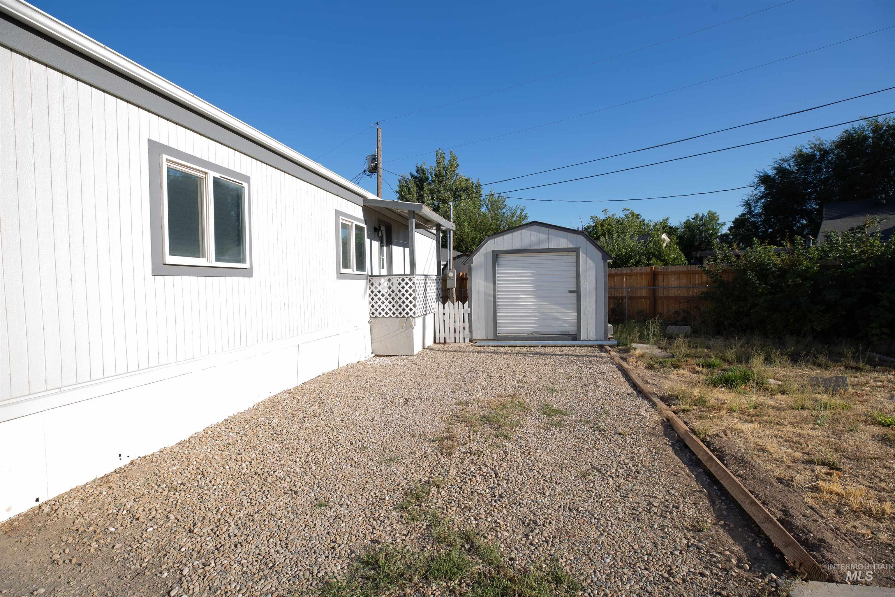 816 N Midland Blvd #2, Nampa, Idaho 83651, 2 Bedrooms, 1 Bathroom, Residential For Sale, Price $84,000, 98962062