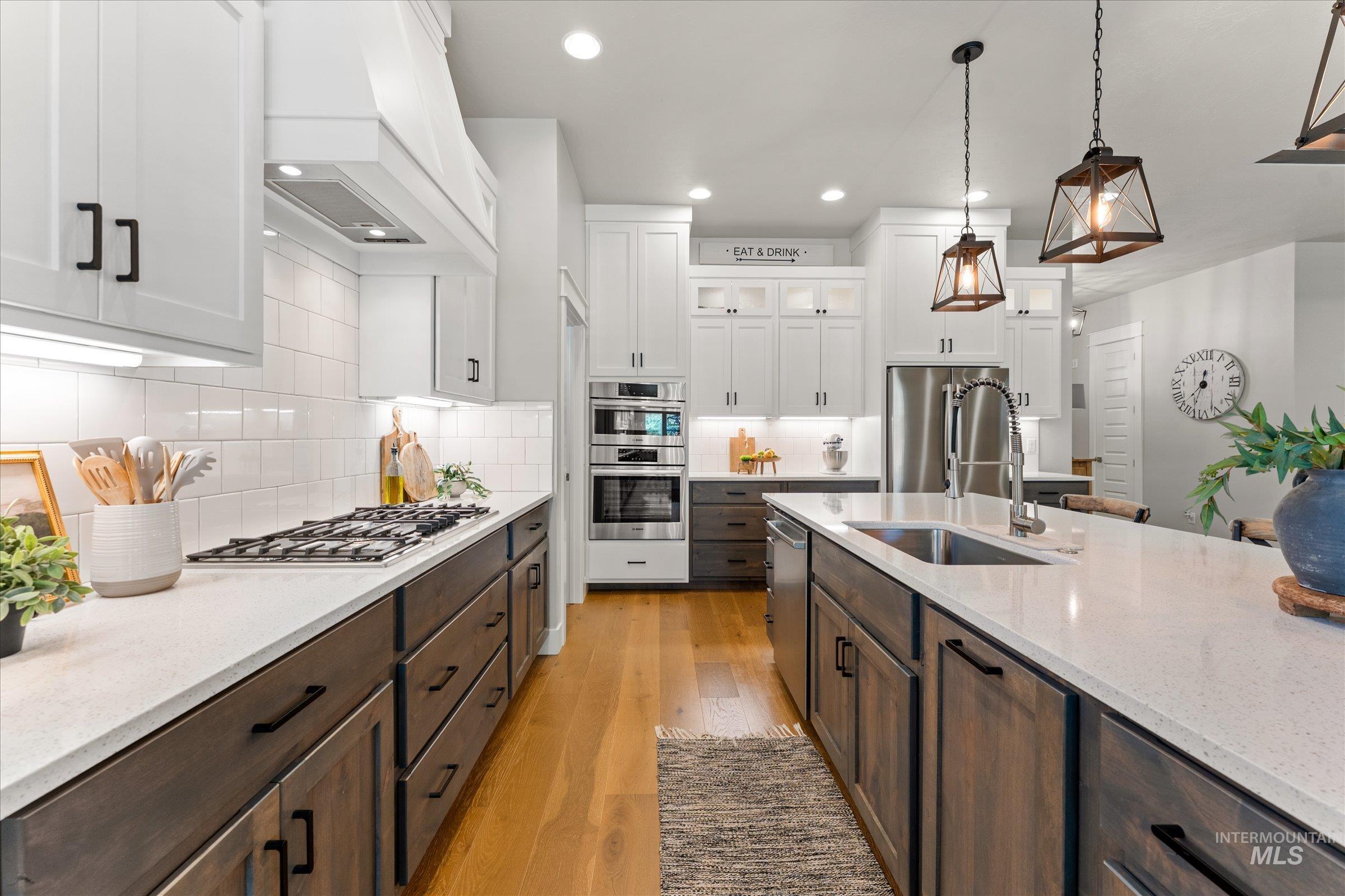 4270 W Anatole St., Meridian, Idaho 83646, 3 Bedrooms, 2.5 Bathrooms, Residential For Sale, Price $755,000, 98962063