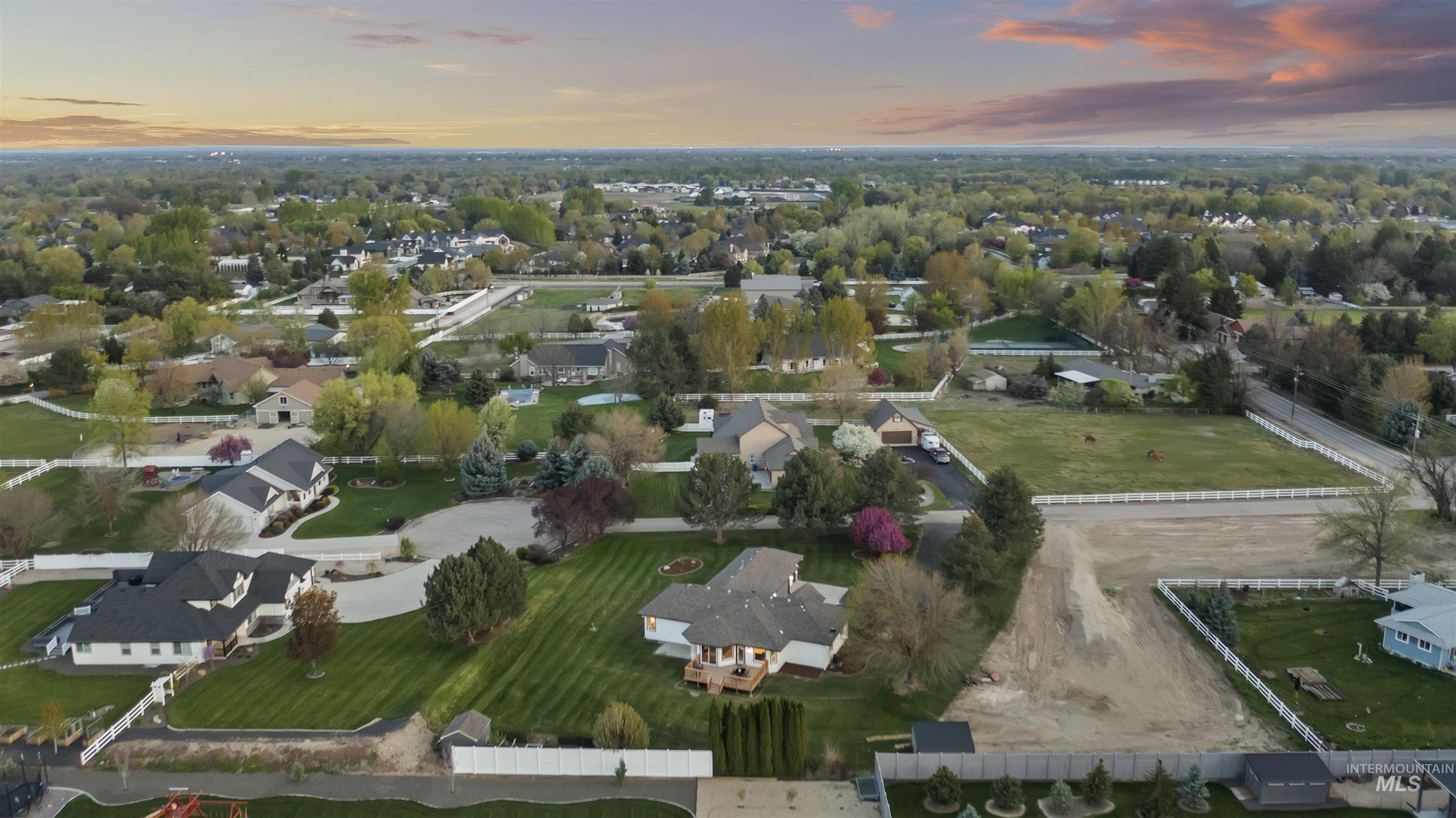 1910 W Campo Ln, Eagle, Idaho 83616-3753, 5 Bedrooms, 4.5 Bathrooms, Residential For Sale, Price $1,475,000, 98962073