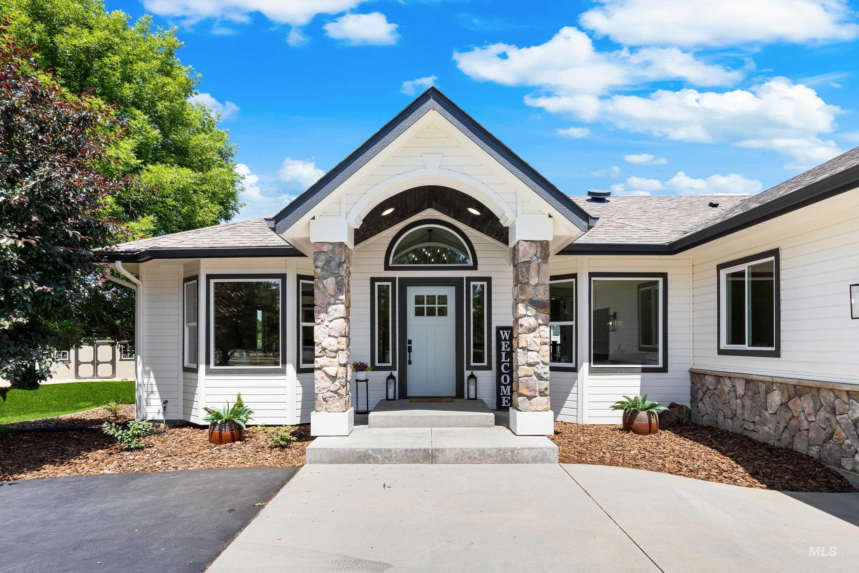 1910 W Campo Ln, Eagle, Idaho 83616-3753, 5 Bedrooms, 4.5 Bathrooms, Residential For Sale, Price $1,475,000, 98962073