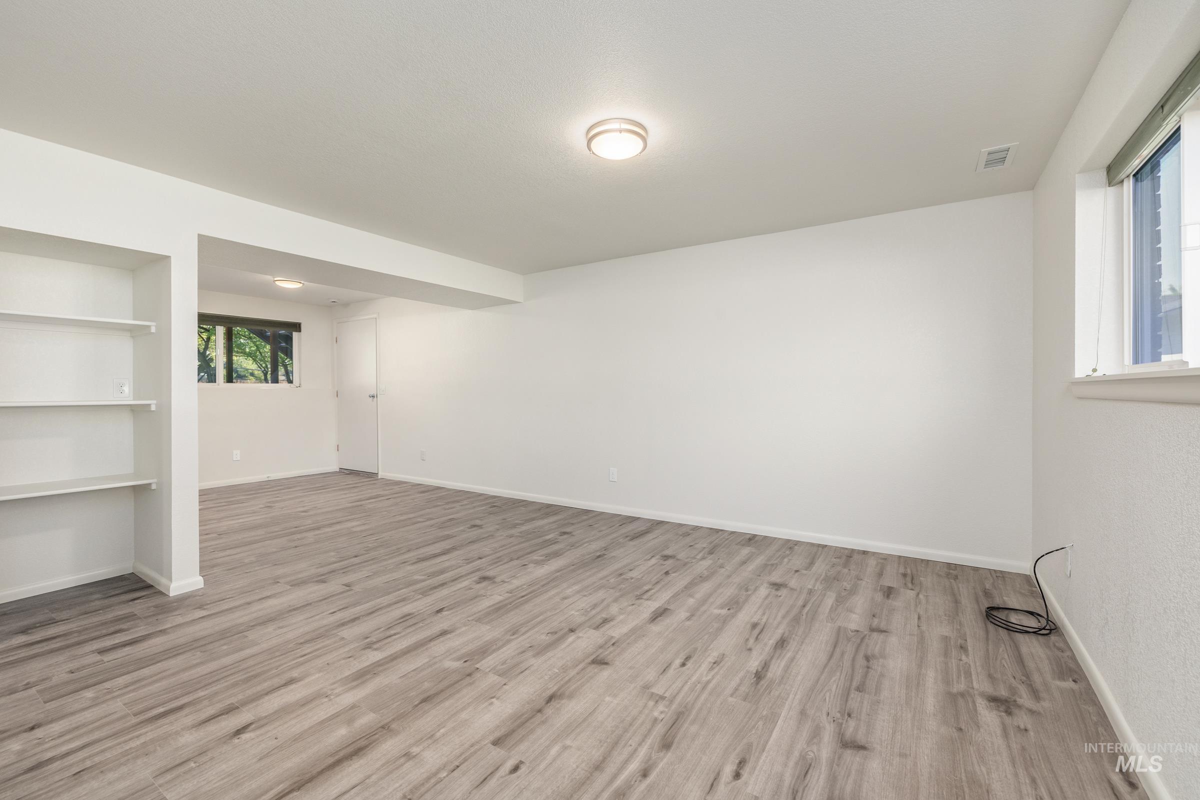 5162 S Seminole Circle, Boise, Idaho 83709-5756, 3 Bedrooms, 2 Bathrooms, Residential For Sale, Price $665,000, 98962074