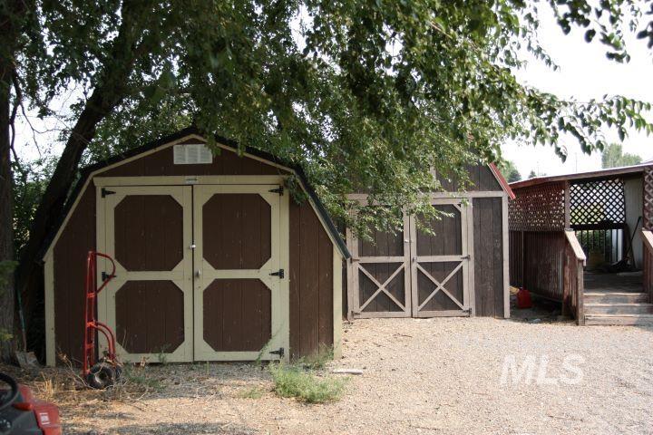 2984 E 990 S, Hazelton, Idaho 83335, 4 Bedrooms, 2 Bathrooms, Residential For Sale, Price $275,000, 98962077